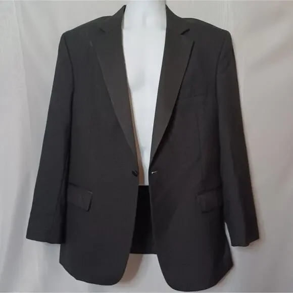 Jos .A.Bank Men's Black Single Breasted Jacket. Size 42R